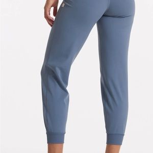 Vuori Daily Jogger New with Tag